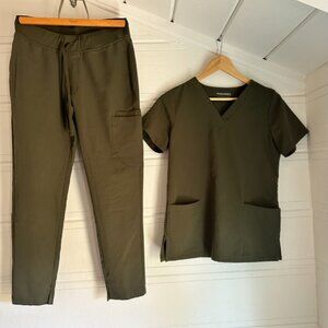 MANDALA Scrubs: Women's Top and Slim Pant Olive